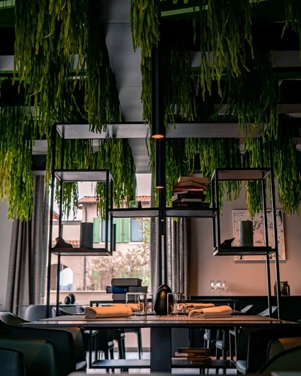 Esperienza Gourmet a Lazise: Cena Degustazione e Wine Pairing in Wine Relais 8